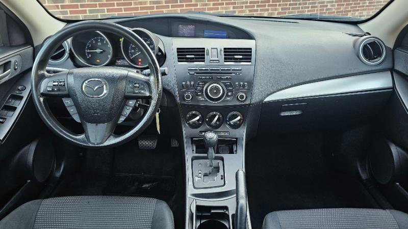 Mazda MAZDA3  2013