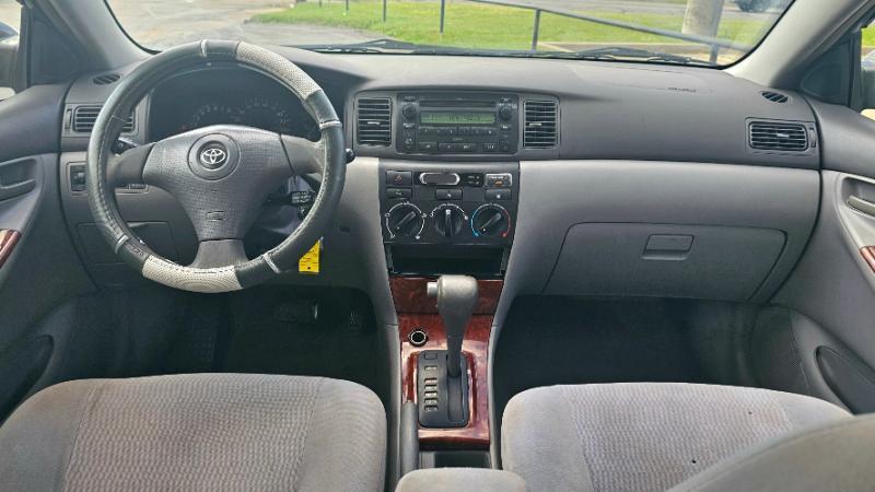 Toyota Corolla  2005