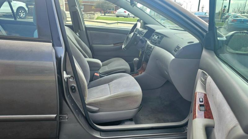 Toyota Corolla  2005