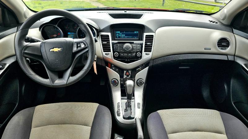 Chevrolet Cruze  2014