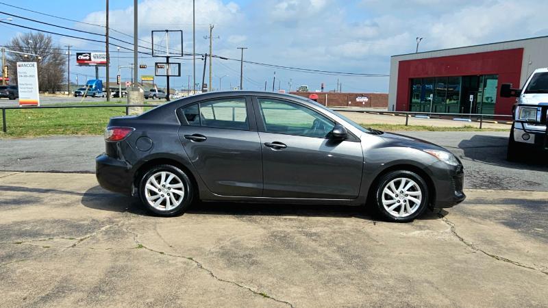 Mazda MAZDA3  2012