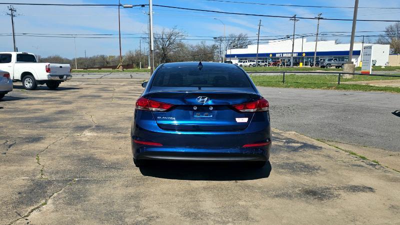 Hyundai Elantra SEL 2018