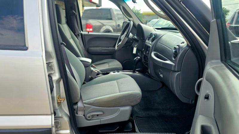 Jeep Liberty  2006