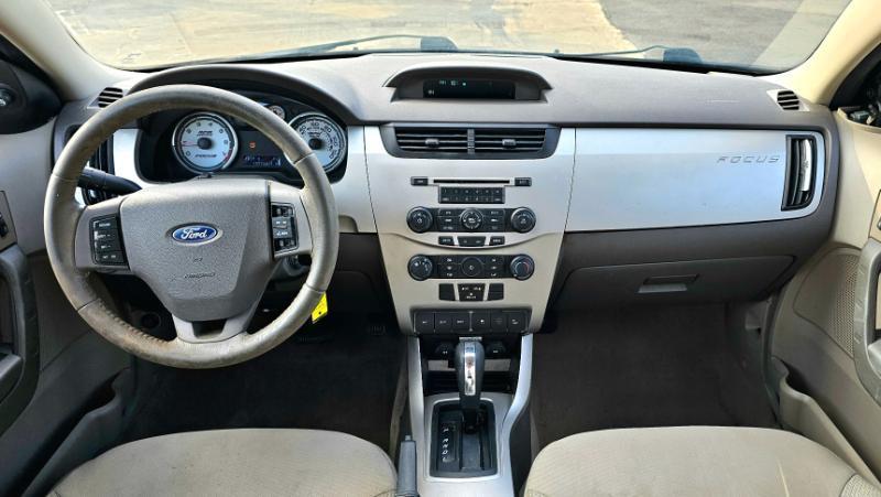 Ford Focus  2010