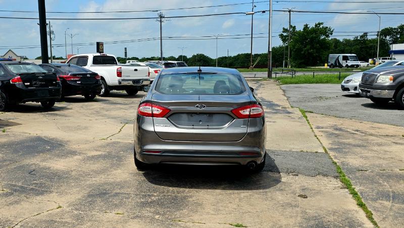 Ford Fusion SE 2014
