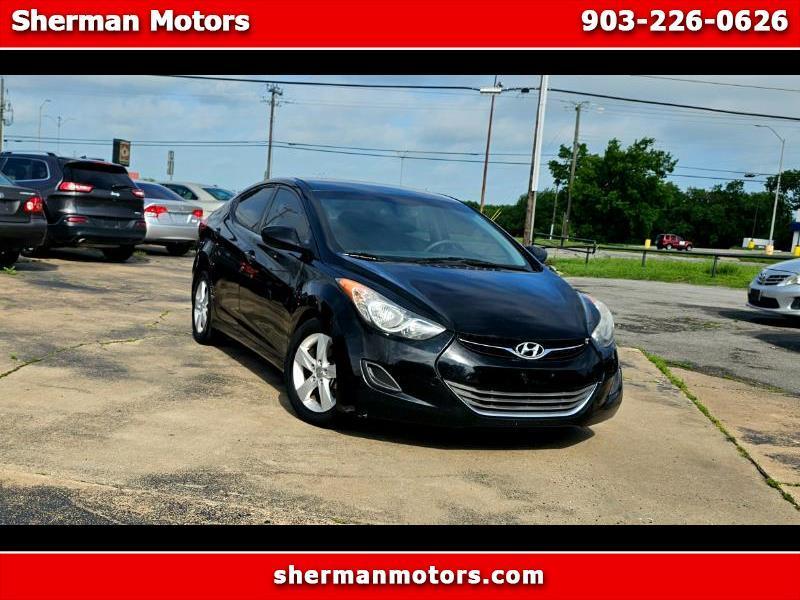 Hyundai Elantra  2013