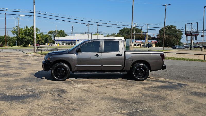 Nissan Titan  2005
