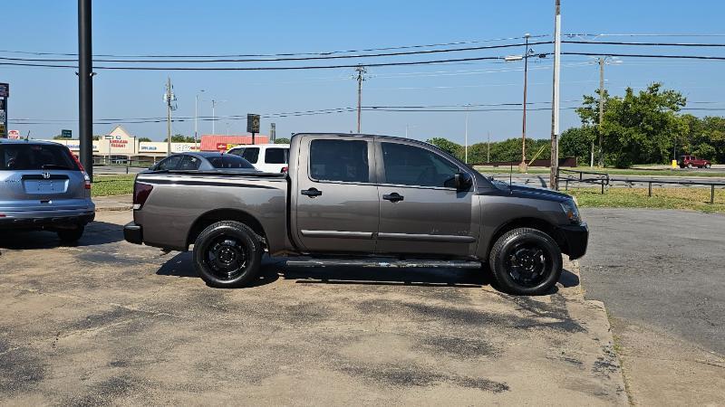 Nissan Titan  2005