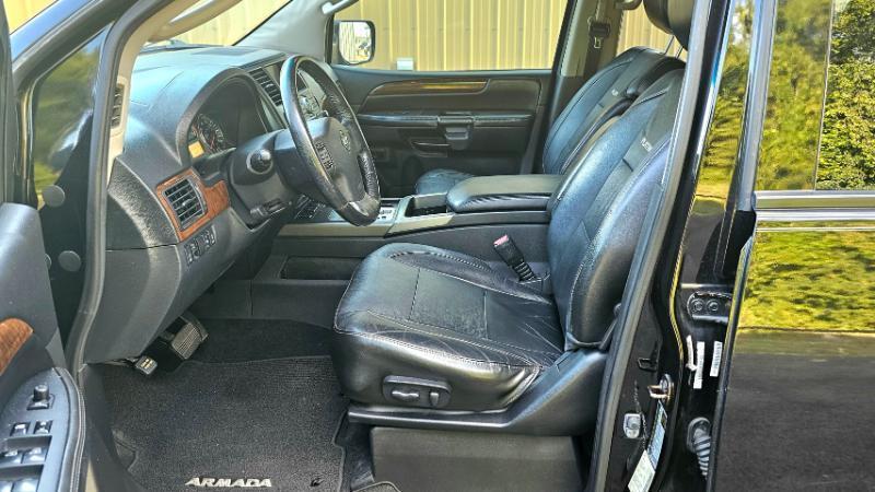 Nissan Armada  2012