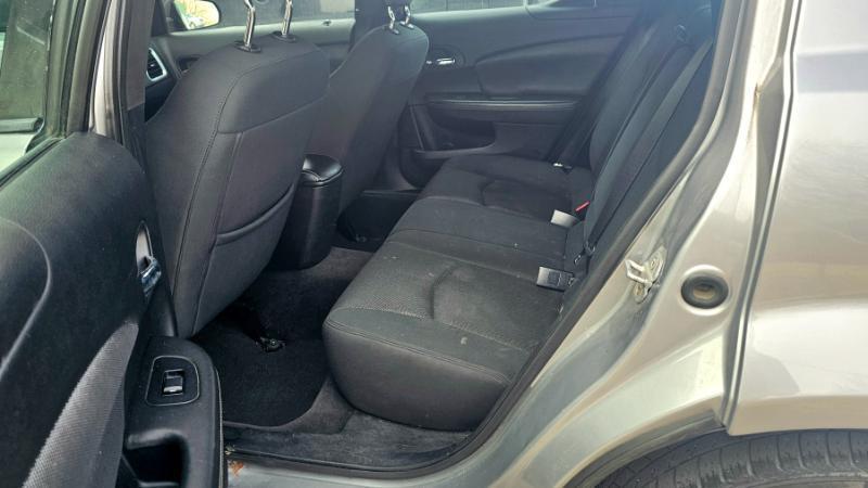Dodge Avenger SE 2013