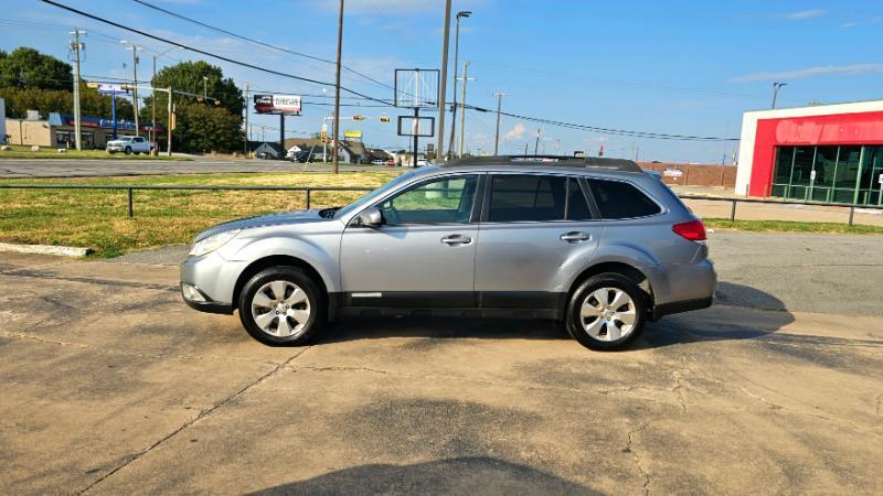 Subaru Outback  2011