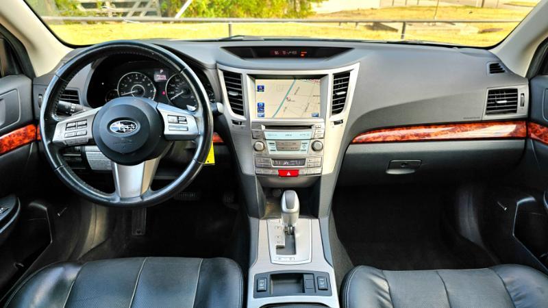 Subaru Outback  2011