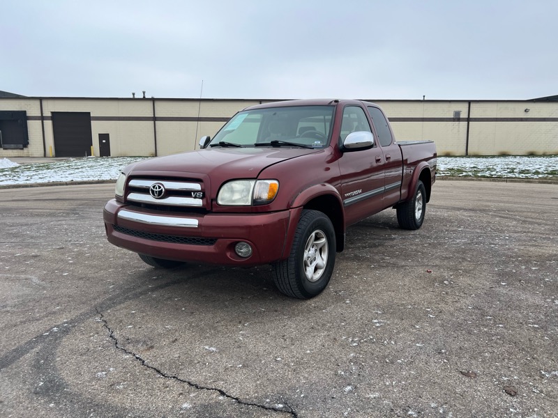 2004 Toyota Tundra SR5's photo