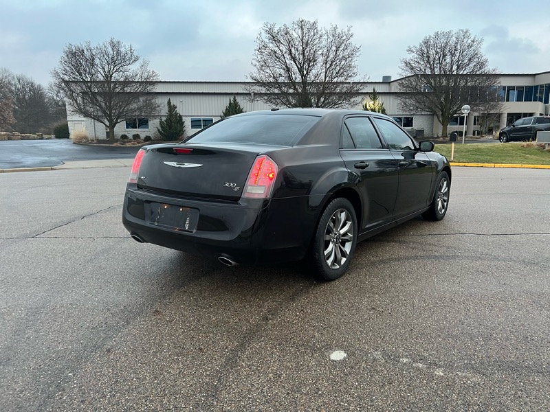 Chrysler 300  2014