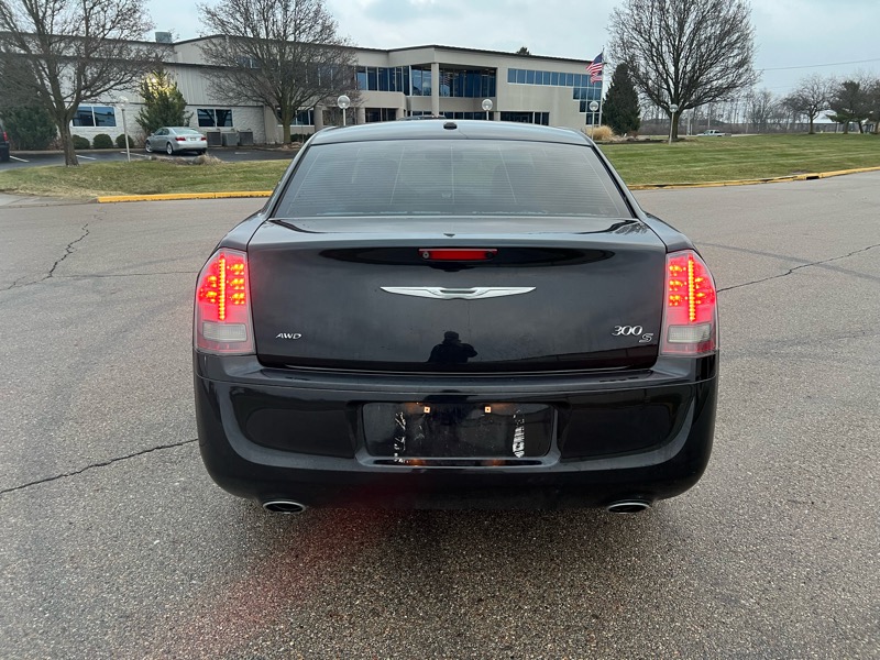 Chrysler 300  2014