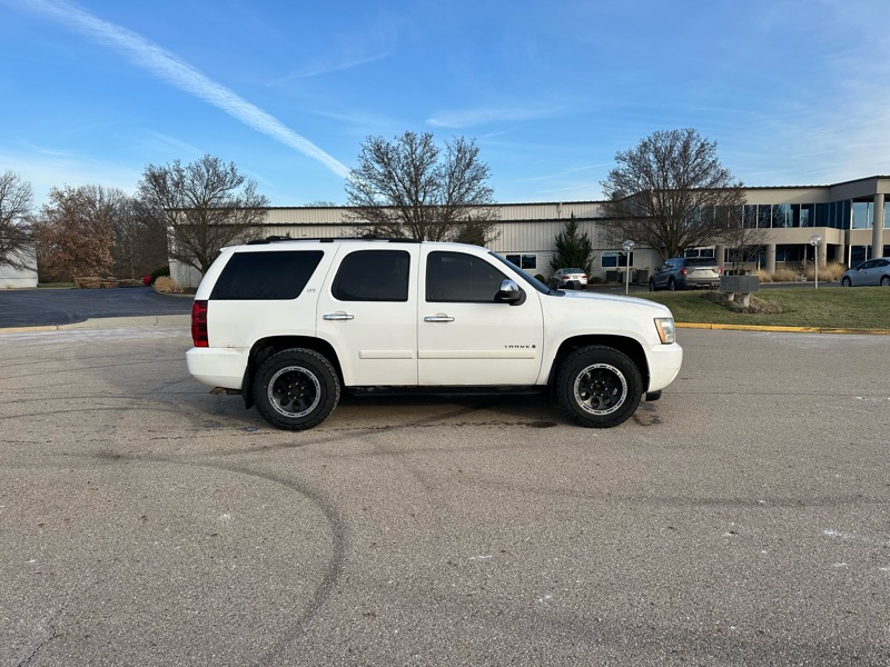 Chevrolet Tahoe  2007