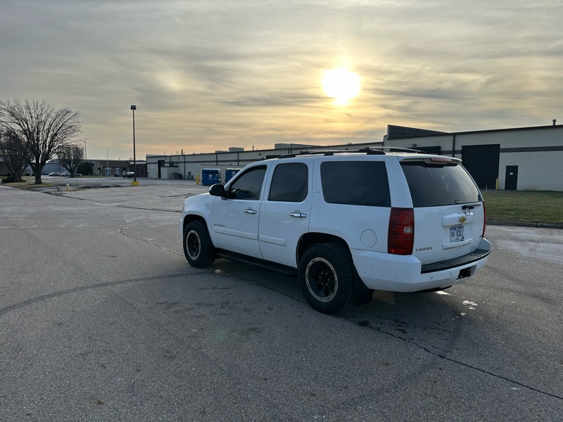 Chevrolet Tahoe  2007