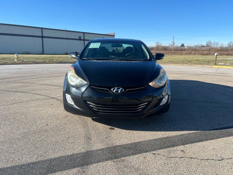 Hyundai Elantra  2011