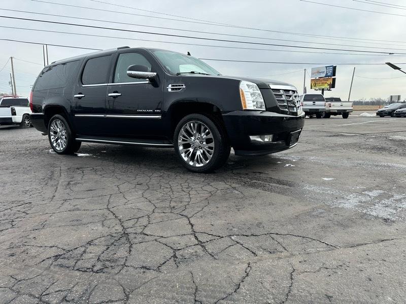 Cadillac Escalade  2012