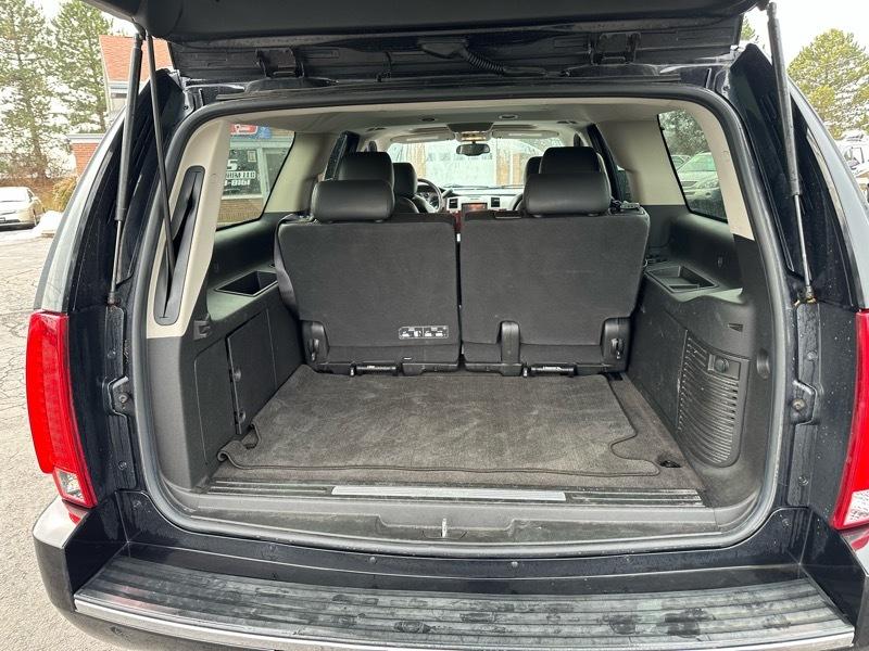 Cadillac Escalade  2012