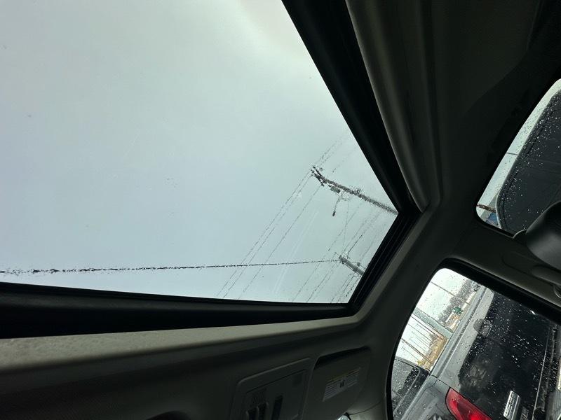 Cadillac Escalade  2012