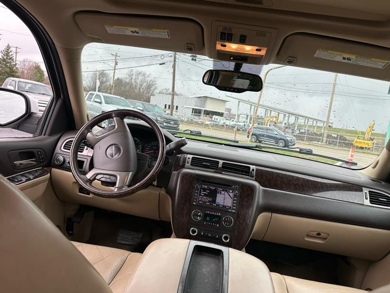 GMC Yukon Denali  2011