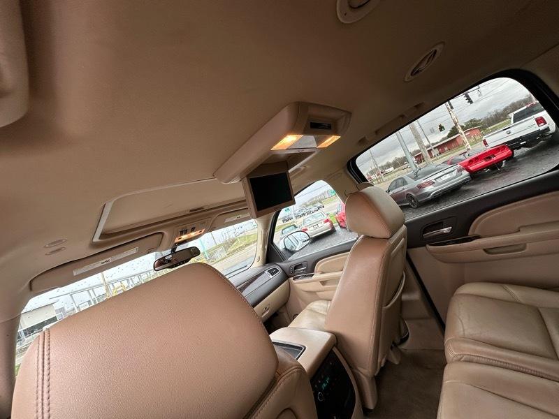 GMC Yukon Denali  2011