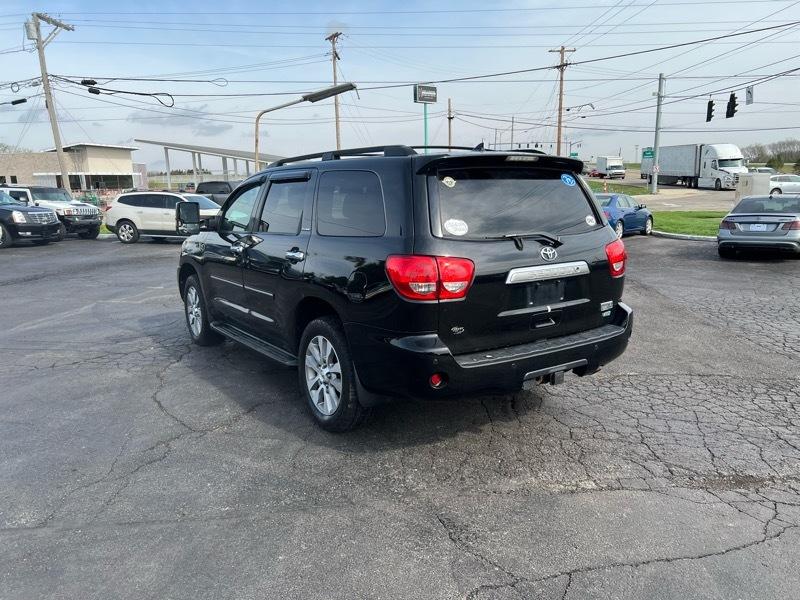 Toyota Sequoia  2011