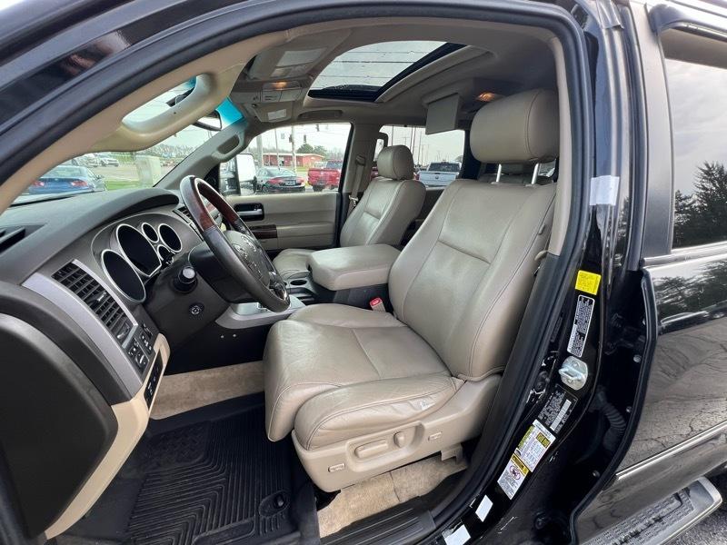 Toyota Sequoia  2011