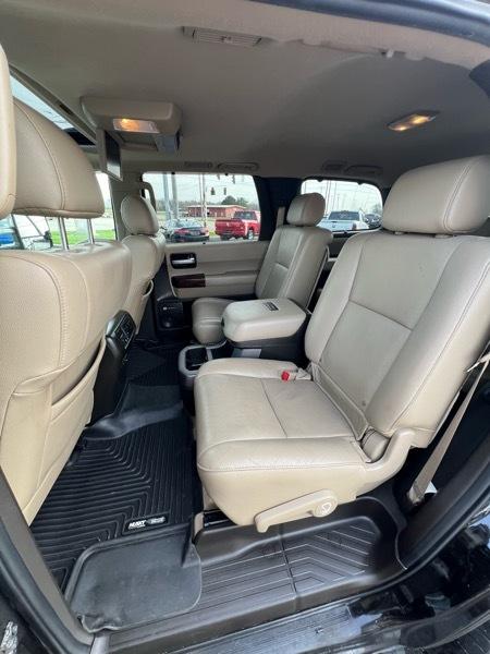 Toyota Sequoia  2011