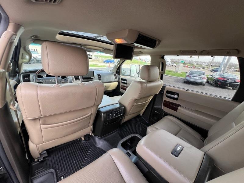 Toyota Sequoia  2011