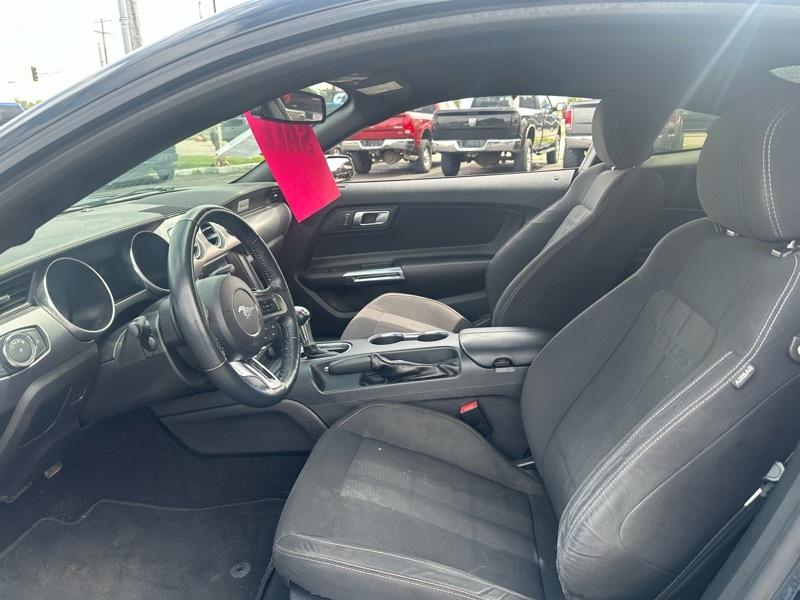 Ford Mustang  2019