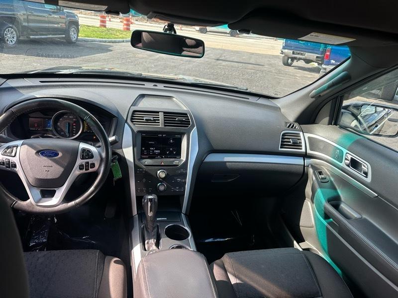 Ford Explorer  2012