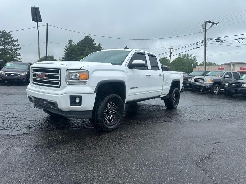 2015 GMC Sierra 4WD Double Cab 1SA SWB's photo