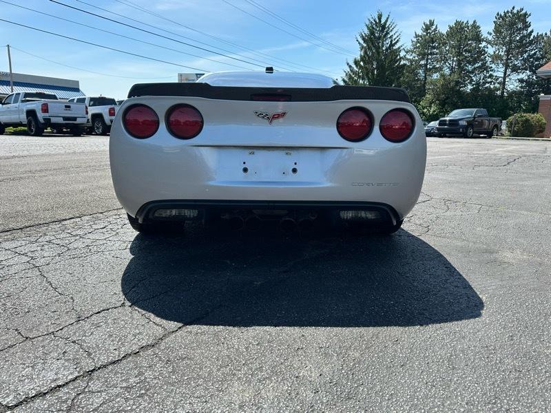 Chevrolet Corvette  2005