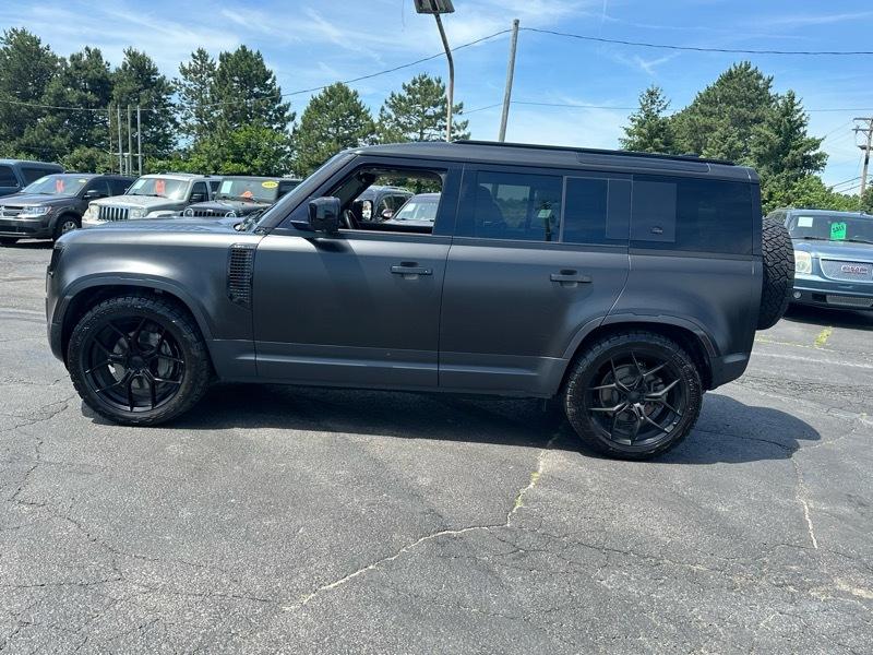 Land Rover Defender  2020
