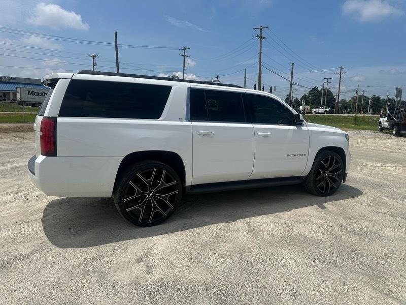 Chevrolet Suburban  2016