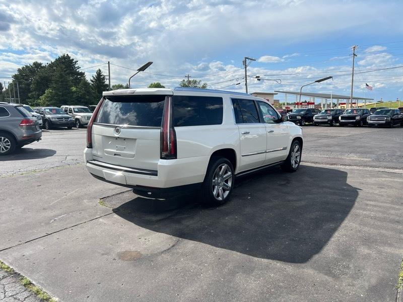 Cadillac Escalade  2015