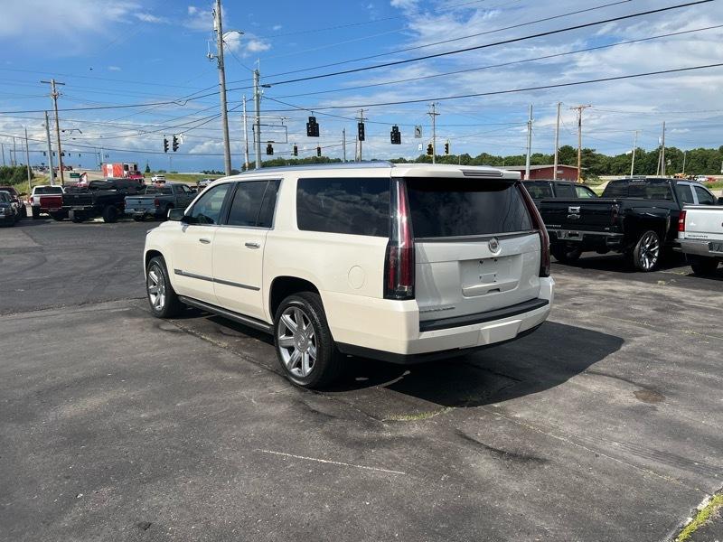 Cadillac Escalade  2015
