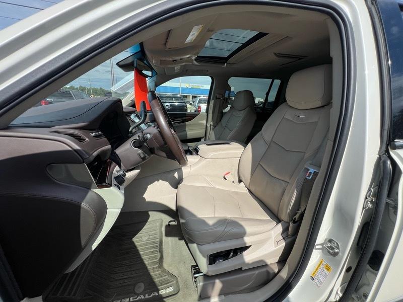 Cadillac Escalade  2015