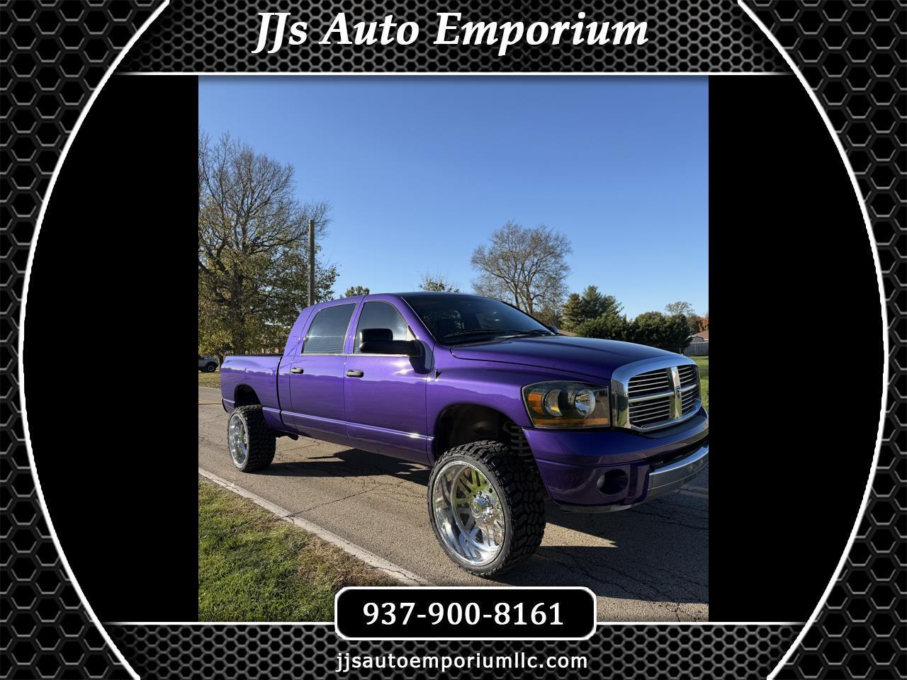  2006 Dodge RAM 3500 Laramie Mega Cab 4WD   