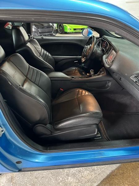 Dodge Challenger  2016