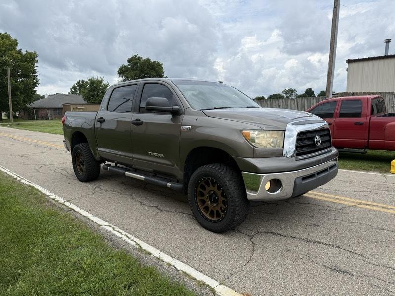Toyota Tundra  2008