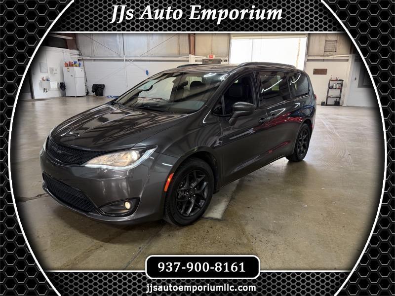 Chrysler Pacifica  2018