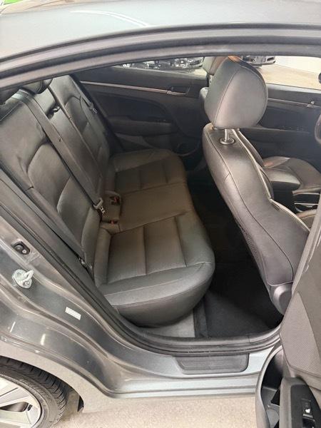Hyundai Elantra  2017
