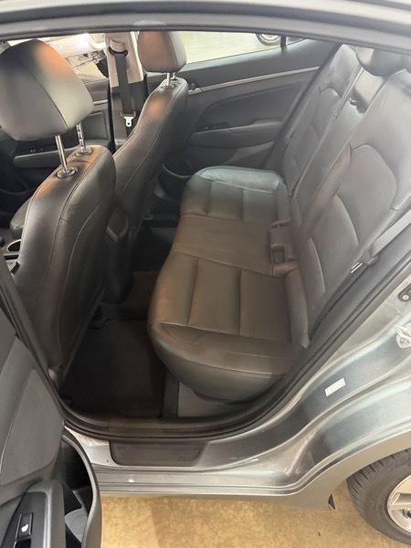 Hyundai Elantra  2017