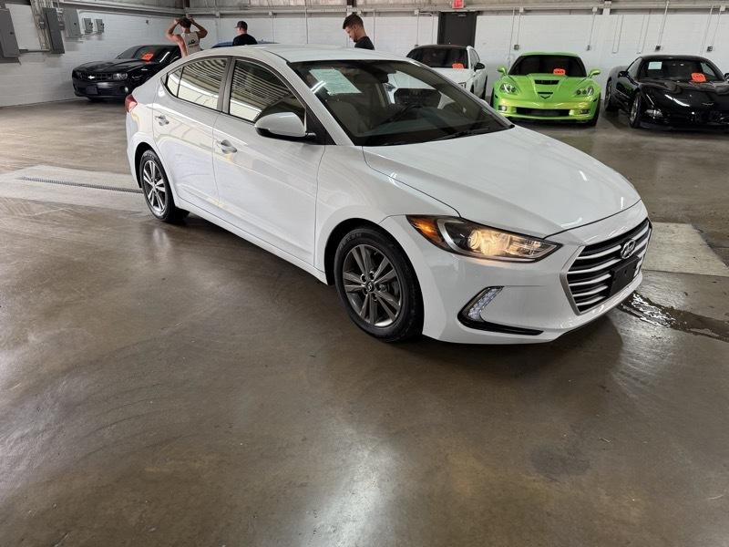 Hyundai Elantra  2017