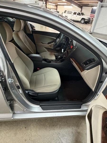 Kia Optima  2012