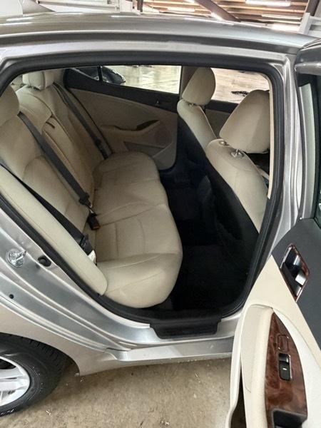 Kia Optima  2012