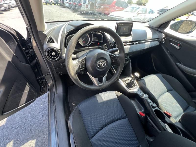Toyota Yaris iA  2017